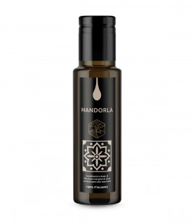 ALMOND-FLAVOURED EXTRA VIRGIN OLIVE OIL DRESSING